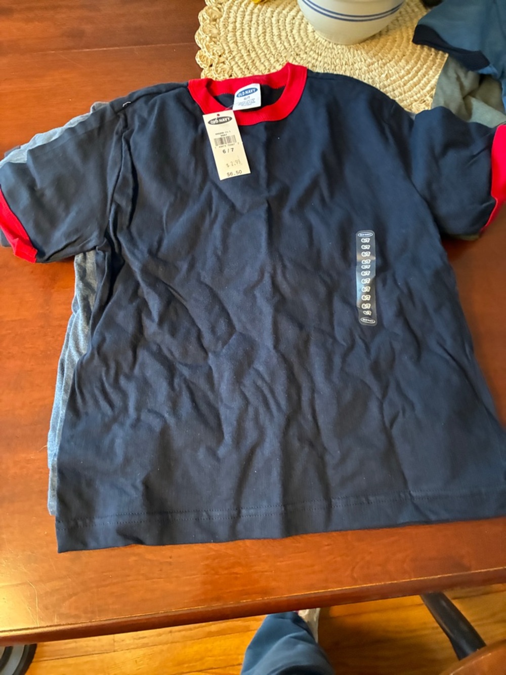 NEW! 7 Old Navy Little Kids' Tees - Picture 9 of 11